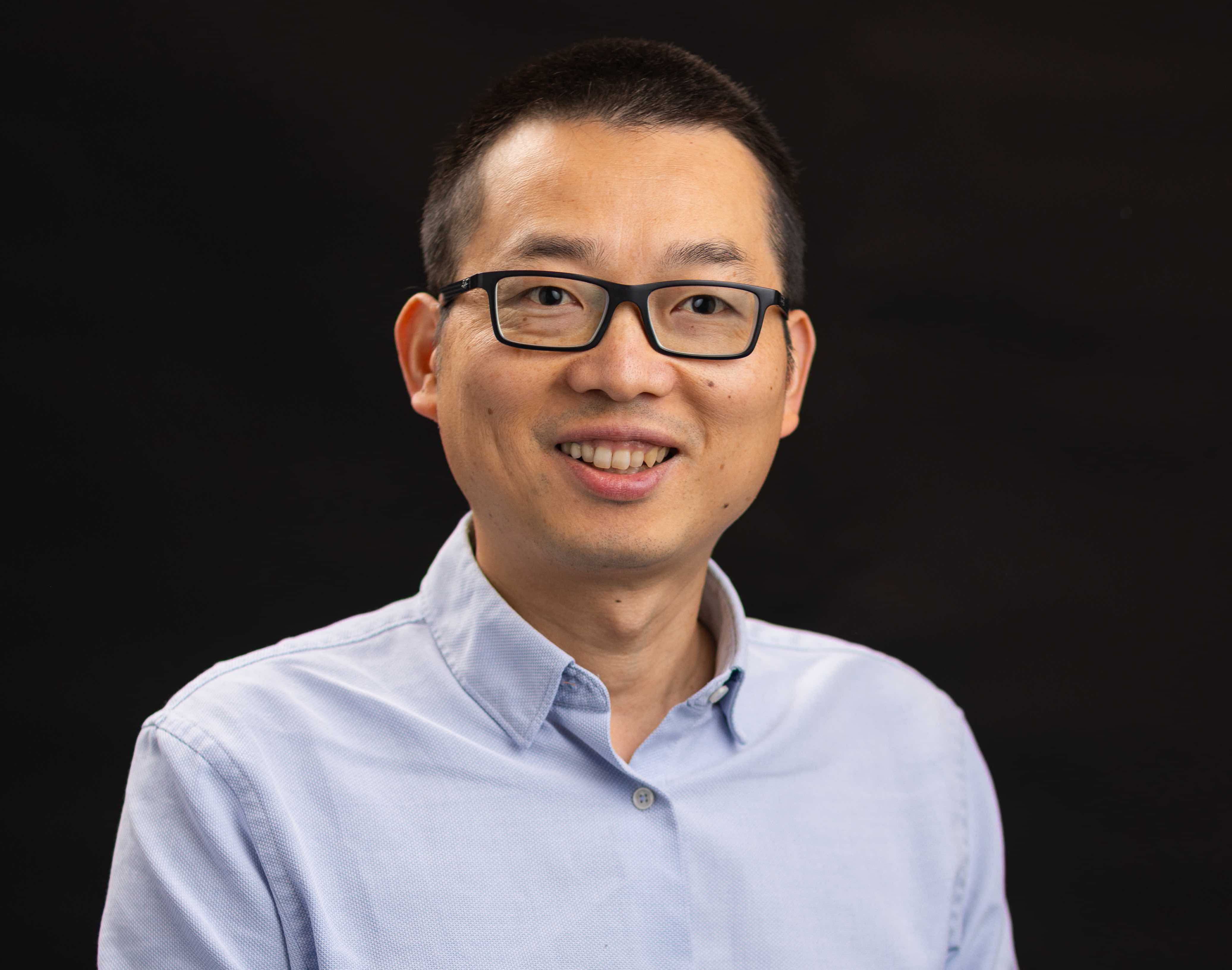 Professor Javen Shi portrait